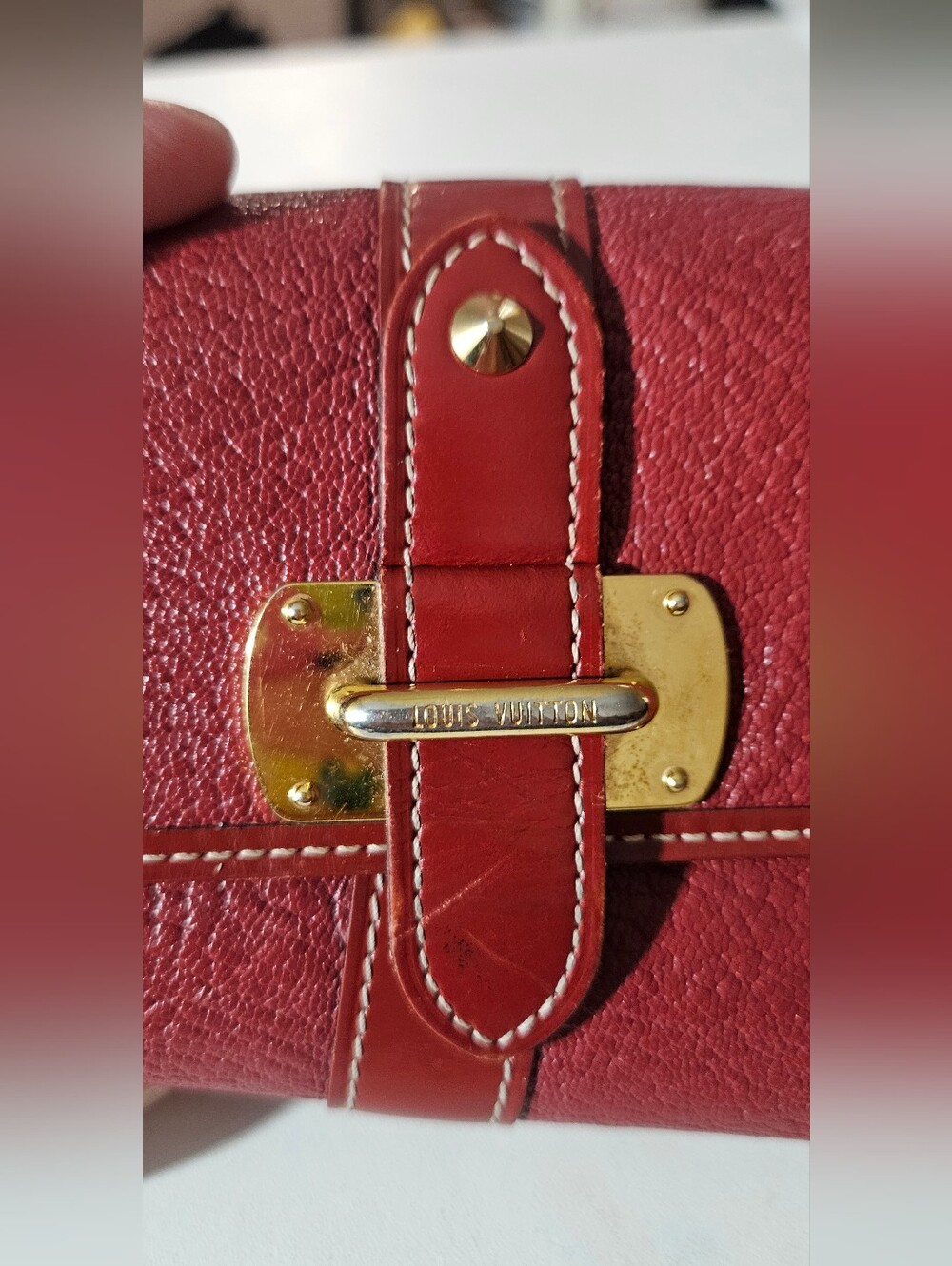 Red Louis Vuitton Suhali Portefeuille Le Favori Compact Wallet - Picture 2 of 14